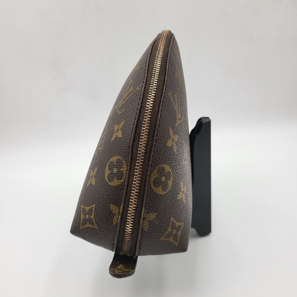 LOUIS VUITTON Monogram Trousse Demi Ronde Cosmetic Pouch GM.. Authentic!!!! - Picture 2 of 12
